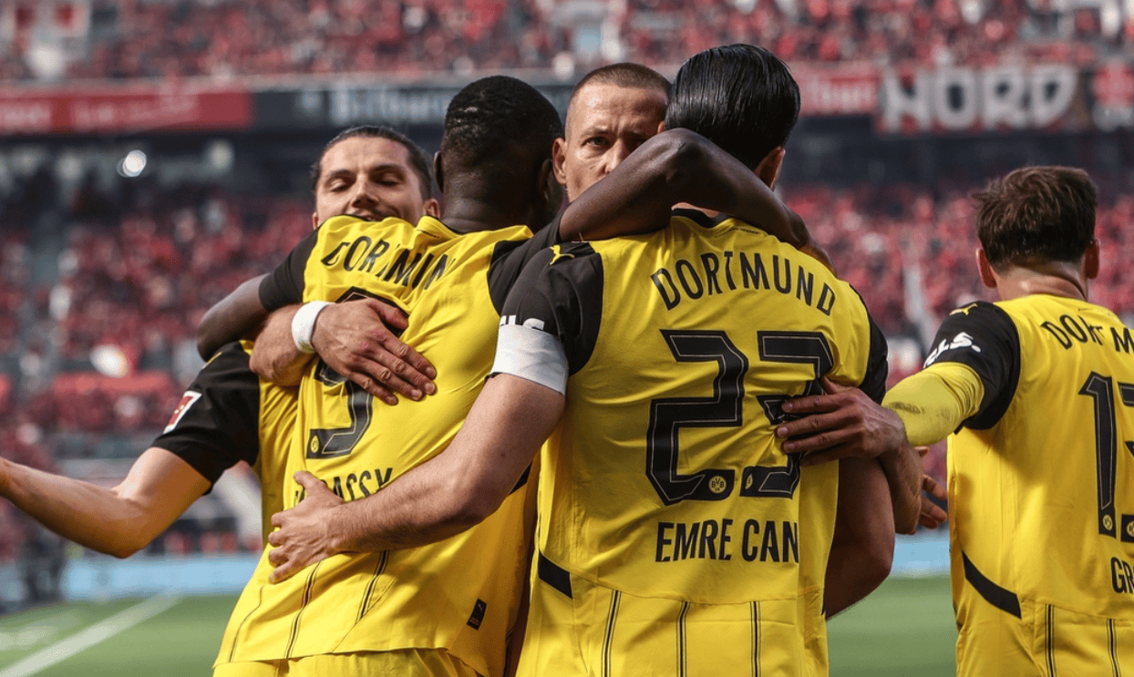 开云平台 -德甲国际比赛日再迎强敌,斯图加特更衣室发声,主帅态度:更衣室稳定,轮换策略成焦点的简单介绍